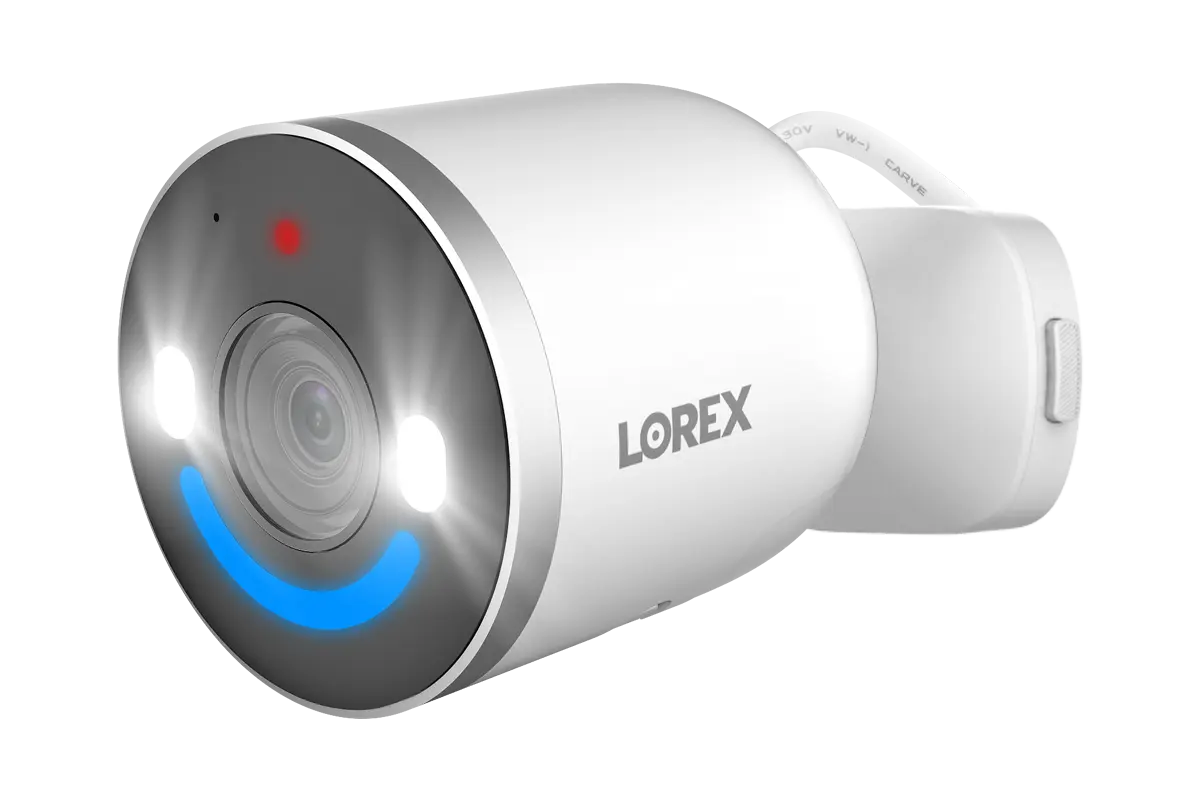 Lorex 4K Spotlight Indoor/Outdoor Wi-Fi 6 Security Camera with Smart Security Lighting (32GB, Open Box)